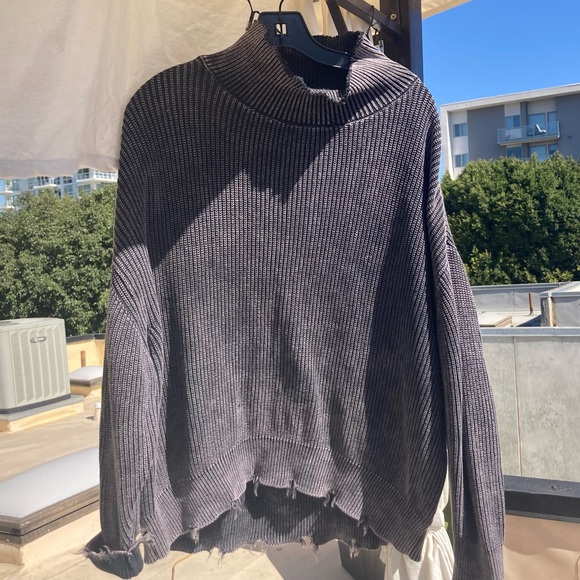 Young Fabulous & Broke Gray Sweater - Picture 5 of 15